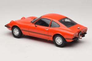 Opel GT/J Rouge Minichamps 1:18 180049028 Métal — image 7 sur 8