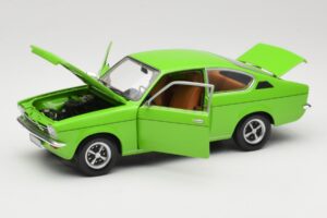 Opel Kadett C Coupé Vert Minichamps 1:18 180045620 Métal — image 2 sur 8