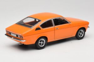 Opel Kadett C Coupé Orange Minichamps 1:18 180045622 Métal — image 3 sur 8