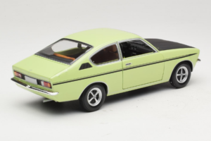 Opel Kadett C SR Vert Minichamps 1:18 180045625 Métal — image 3 sur 8