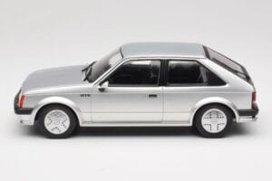 Opel Kadett D GTE Argent MCG 1:18 MCG18533 Métal — image 3 sur 6