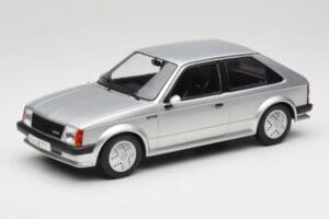 Opel Kadett D GTE Argent MCG 1:18 MCG18533 Métal