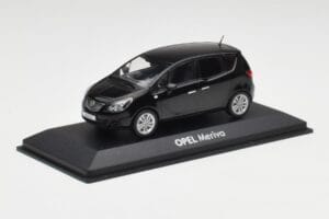 Opel Meriva B Noir Minichamps 1:43 400040005 Métal — image 2 sur 4