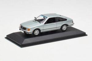 Opel Monza A Argent Minichamps 1:43 400045122 Métal — image 2 sur 4