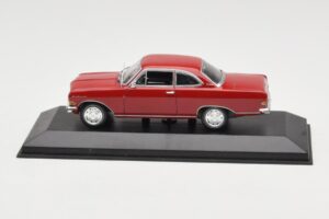 Opel Rekord A Rouge Minichamps 1:43 400041004 Métal