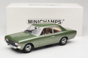 Opel Rekord C Green Metallic Minichamps 1:18 107047000 Résine — image 6 sur 6
