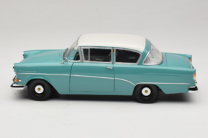 Opel Rekord P1 Bleu Turquoise Minichamps 1:18 180043200 Métal — image 4 sur 8