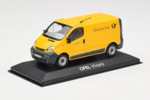 Opel Vivaro A Deutsche Post Minichamps 1:43 430040562 Métal — image 2 sur 4