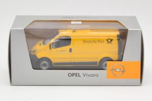 Opel Vivaro A Deutsche Post Minichamps 1:43 430040562 Métal — image 4 sur 4