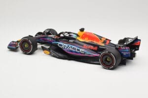 Oracle Red Bull Racing RB19 #1 M. Verstappen Winner Miami GP 2023 Minichamps 1:18 110230501 Métal — image 5 sur 6