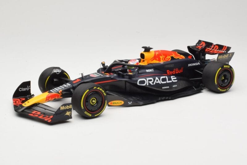 Red Bull Racing RB20 #1 M. Verstappen Winner China GP 2024 Minichamps 1:18 110240501 Métal