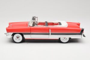 Packard Caribbean Cabriolet Rouge American Mint 1:18 3042082 Métal — image 4 sur 8