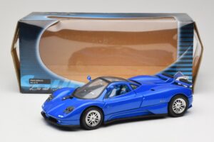 Pagani Zonda C12 Bleu Solido 1:18 8172 Métal — image 8 sur 8