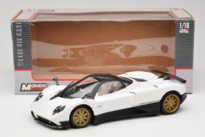 Pagani Zonda F Blanc Mondo Motors 1:18 157655 Métal — image 8 sur 8
