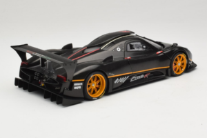 Pagani Zonda R Revolucion Carbon Fiber AUTOart 1:18 78261 Métal — image 3 sur 8