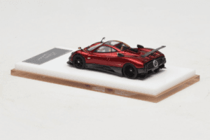 Pagani Zonda Tricolore Rouge Henson & Heaven 1:64 PZTR01 Métal — image 5 sur 7
