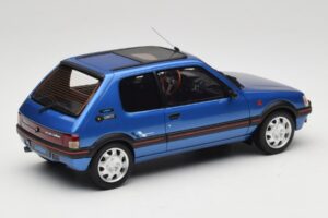 Peugeot 205 1.9 GTI Le Mans Miami Blue Otto 1:18 OT1153 Résine — image 2 sur 6