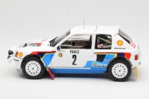 Peugeot 205 T16 #2 A. Vatanen / T. Harryman Rally Monte Carlo 1985 Norev 1:18 184864 Métal — image 4 sur 8