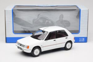 Peugeot 205 Blanc MCG 1:18 MCG18493 Métal — image 6 sur 6