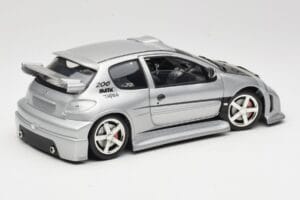 Peugeot 206 MTK Argent Solido 1:18 1817 Métal — image 3 sur 8