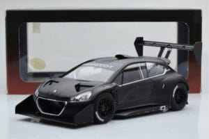 Peugeot 208 T16 Pikes Peak S. Loeb Pikes Peak International Hill Climb Record 2013 AUTOart 1:18 81356 Composite — image 6 sur 6