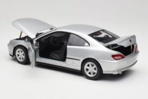 Peugeot 406 Coupé Argent Gate 1:18 01024 Métal — image 5 sur 8
