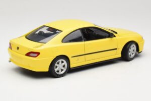 Peugeot 406 Coupé Jaune Gate 1:18 01022 Métal — image 3 sur 8