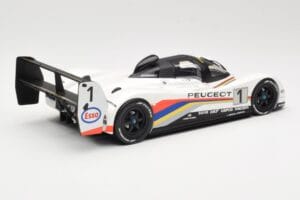 Peugeot 905 Evo 1B Group C #1 Peugeot Talbot Sport D. Warwick / Y. Dalmas / M. Blundell 24 Hours of Le Mans Winner 1992 Norev — image 2 sur 6