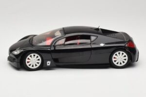 Peugeot RC Pique Noir Solido 1:18 8147 Métal — image 4 sur 8