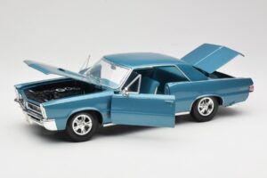 Pontiac GTO Hurst Edition Bleu Maisto 1:18 531885 Métal — image 2 sur 8