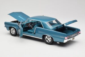 Pontiac GTO Hurst Edition Bleu Maisto 1:18 531885 Métal — image 5 sur 8