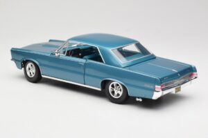 Pontiac GTO Hurst Edition Bleu Maisto 1:18 531885 Métal — image 7 sur 8