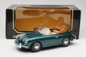 Porsche 356B Cabriolet Vert Bburago 1:18 3051-M1 Métal — image 8 sur 8