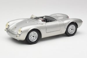 Porsche 550 A Spyder Argent Maisto 1:18 50314 Métal