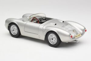 Porsche 550 A Spyder Argent Maisto 1:18 50314 Métal — image 7 sur 8