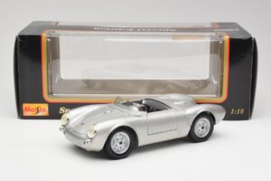 Porsche 550 A Spyder Argent Maisto 1:18 50314 Métal — image 8 sur 8