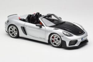 Porsche 718 Spyder RS Weissach Pack GT-Silver Metallic Norev 1:18 187270 Métal — image 6 sur 8