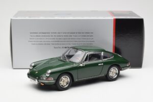 Porsche 901 Vert CMC 1:18 M-067B Métal — image 6 sur 6