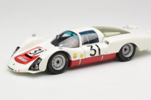 Porsche 906 LH #31 H. Herrmann / H. Linge Porsche System Engineering 24 Hours of Le Mans 1966 Minichamps 1:18 100666131 Métal