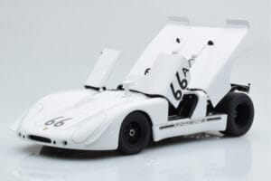 Porsche 908/02 #66A S. McQueen Holtville 1970 AUTOart 1:18 87073 Métal — image 2 sur 8