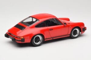 Porsche 911 930 Carrera 3.2 Guards Red Minichamps 1:18 100063021 Métal — image 3 sur 8