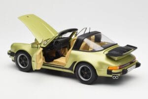 Porsche 911 930 Turbo Targa Vert Métallique Norev 1:18 187526 Métal — image 7 sur 10