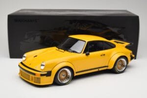 Porsche 911 934 RSR Jaune 1976 Minichamps 1:12 125766401 Métal — image 6 sur 6