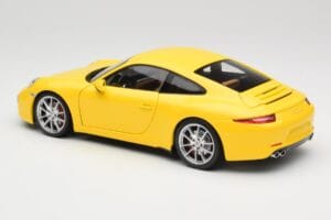 Porsche 911 991 Carrera S Racing Yellow Minichamps 1:18 100061021 Métal — image 7 sur 8