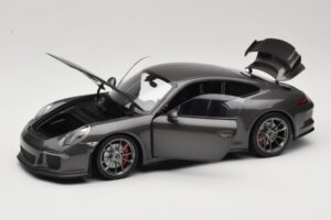 Porsche 911 991 GT3 Grey Metallic Minichamps 1:18 110062720 Métal — image 2 sur 8