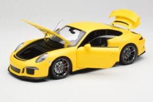 Porsche 911 991 GT3 Racing Jaune & Jantes Argent Minichamps 1:18 110062722 Métal — image 2 sur 8