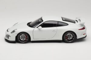 Porsche 911 991 GT3 Blanc Avec Jantes Argent Minichamps 1:18 113062721 Métal — image 4 sur 8