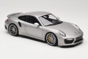 Porsche 911 991 Turbo S Argent Minichamps 1:18 113067126 Métal — image 6 sur 8