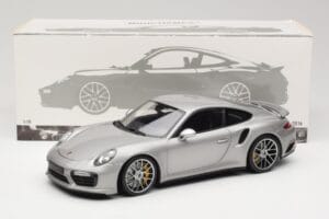 Porsche 911 991 Turbo S Argent Minichamps 1:18 113067126 Métal — image 8 sur 8