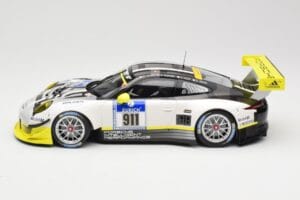 Porsche 911 991.1 GT3 R #911 Manthey Racing N. Tandy / E. Bamber 24h Nurburgring 2016 Minichamps 1:18 155166911 Métal — image 3 sur 6